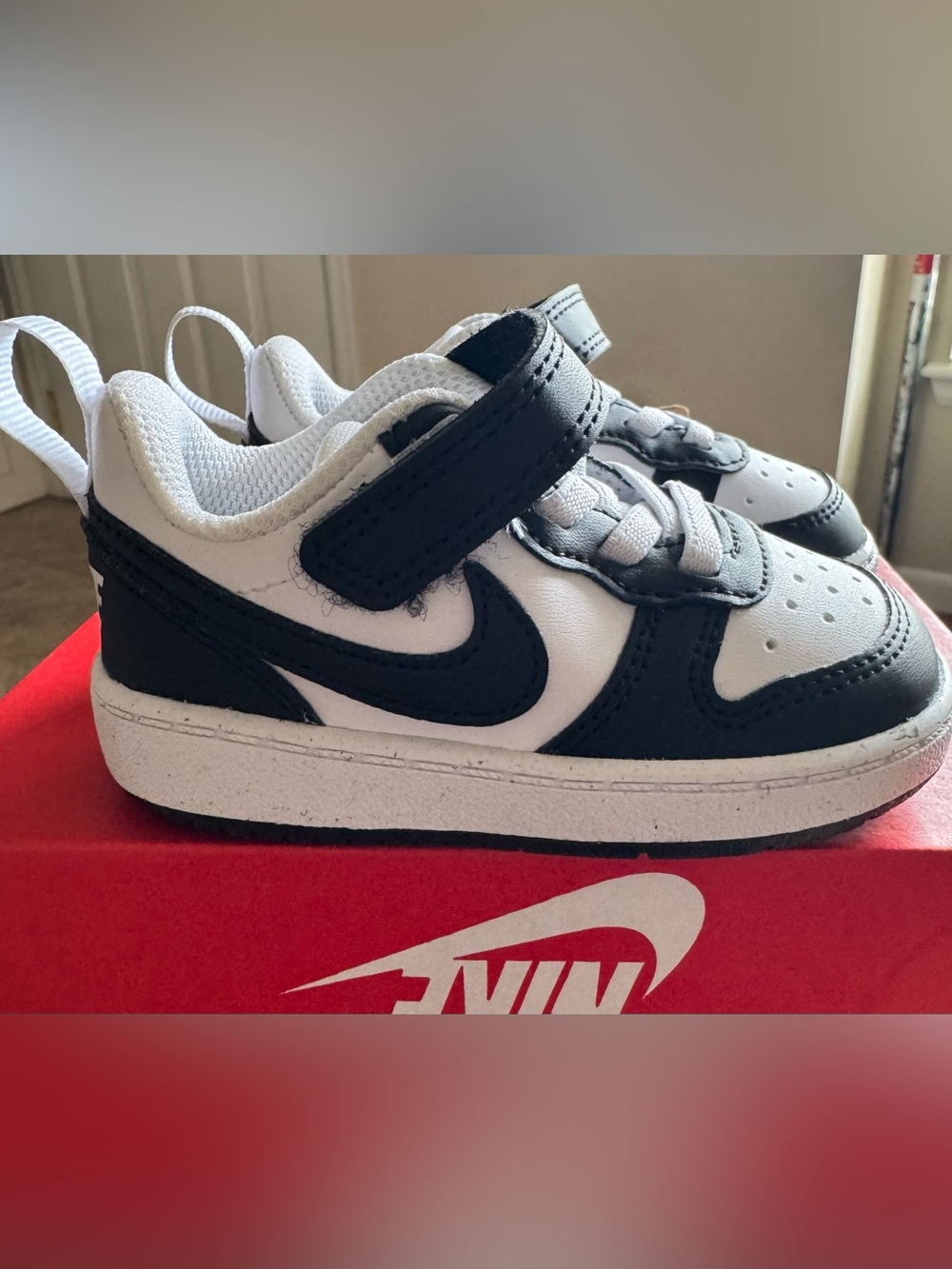 Nike Court Borough Low Recraft White Black, Size 5C. Brand NEW